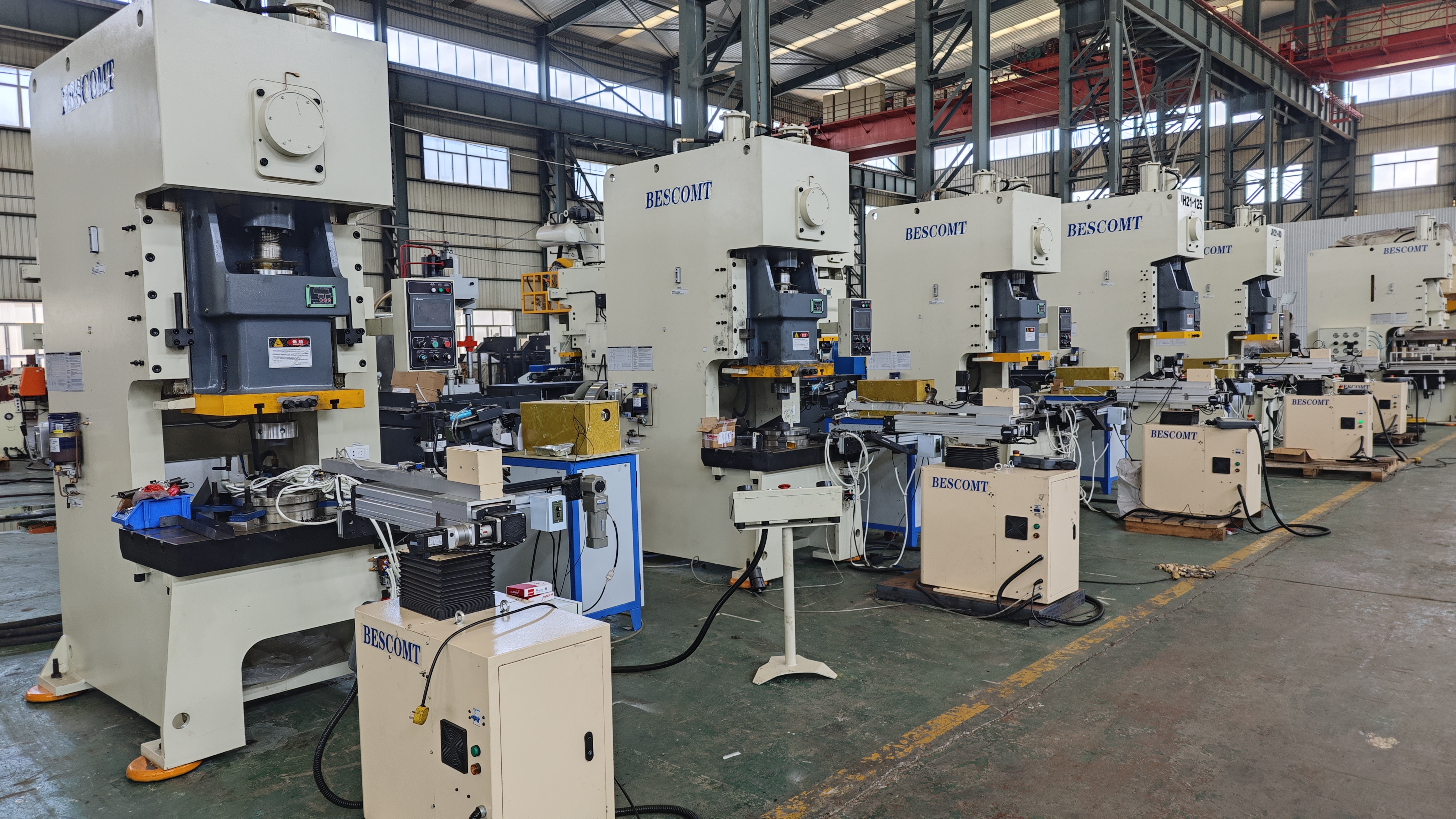 Quae sunt commoda candentis pompae manipulatores?